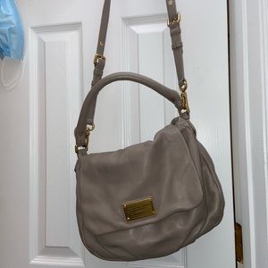 Authentic Taupe Leather Marc Jacobs bag 💼